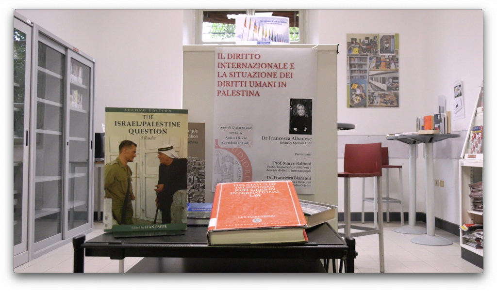 La sala novità della Biblioteca Ruffilli